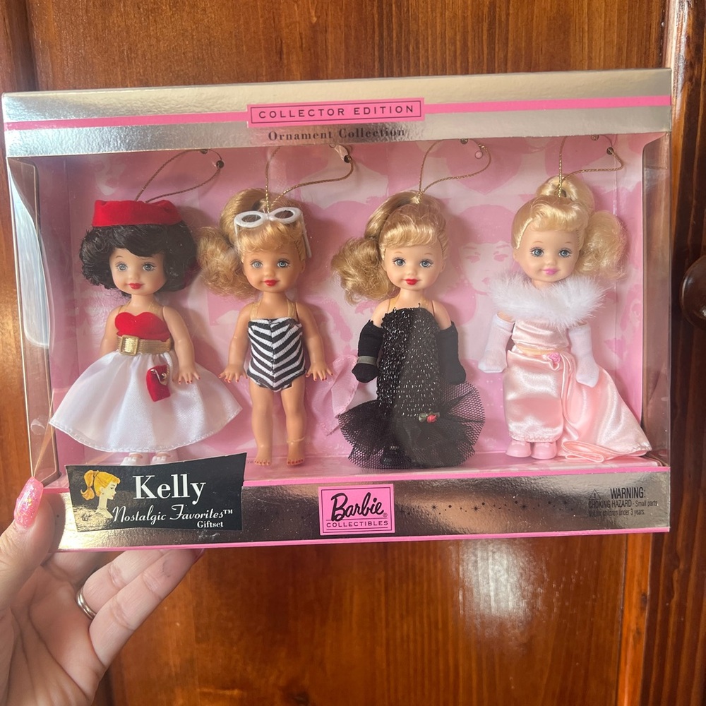 Vintage Barbie Collector Edition Nostalgic Gift set